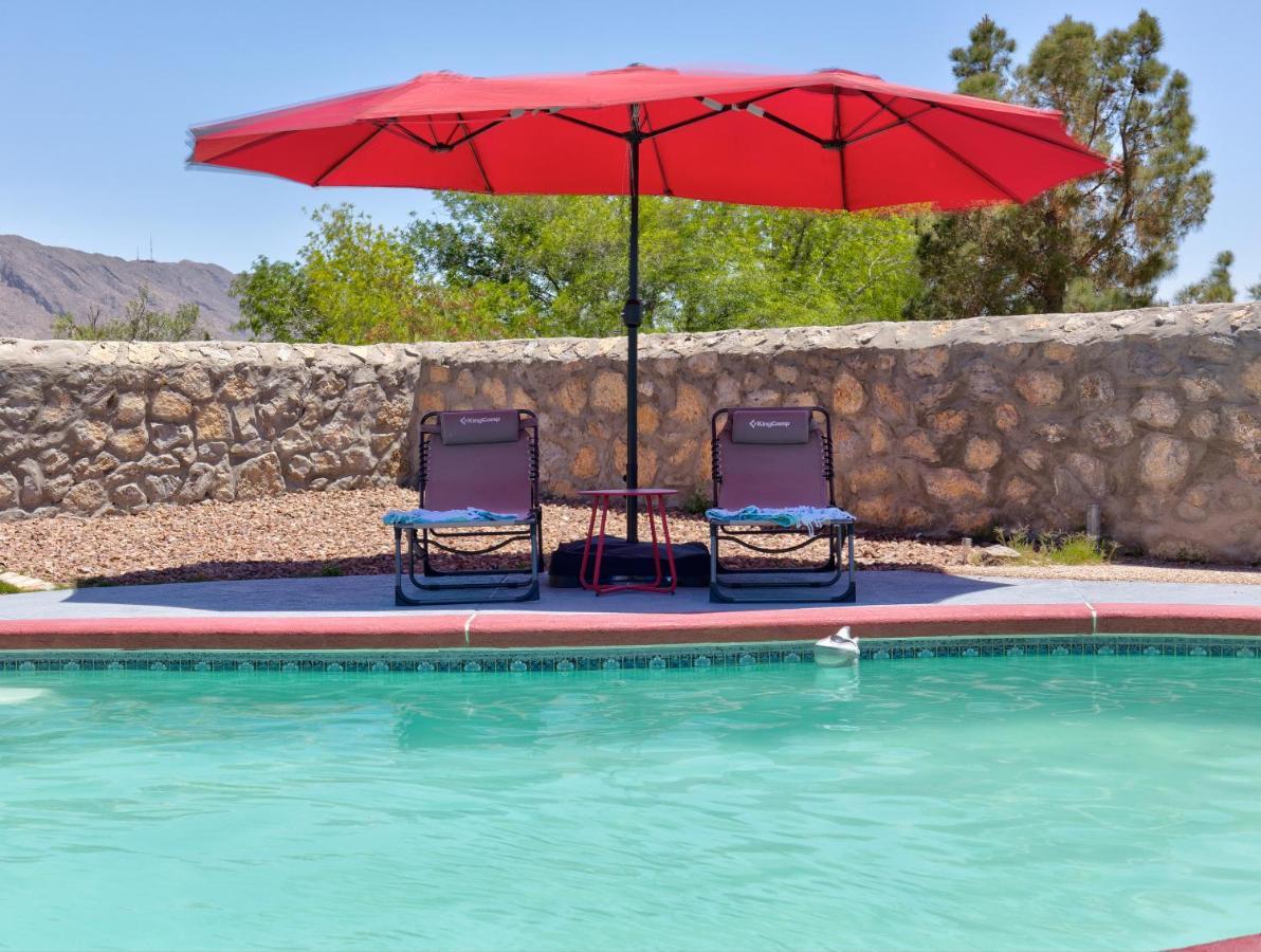 Сasa de vacaciones With Mountain View/pool/tub El Paso