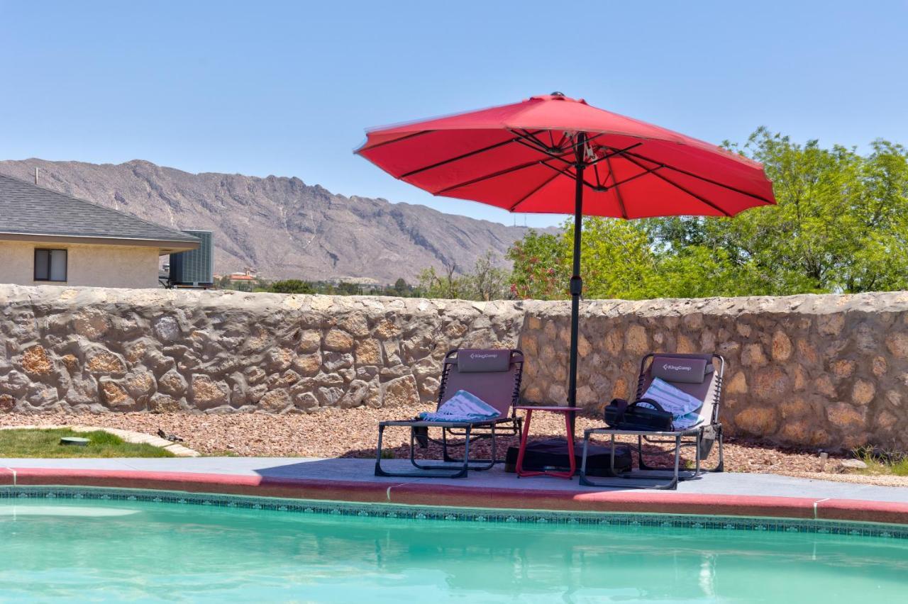 Сasa de vacaciones With Mountain View/pool/tub El Paso